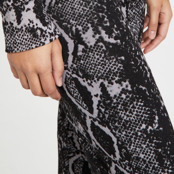 LNA Brushed Python Joggers - Picture 5 of 10